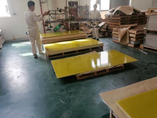 Tabla de aislamiento eléctrico con alta resistencia eléctrica y baja permeabilidad relativa