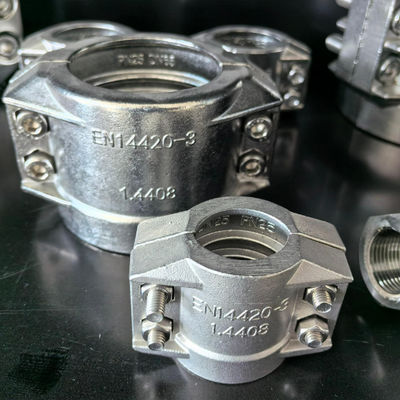 Abrazaderas de seguridad para conexiones de manguera con perno y tuerca de acero inoxidable