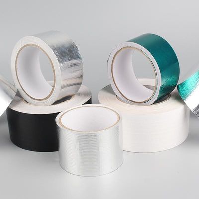 Cinta adhesiva laqueada negra blanca del papel de aluminio para las juntas de aislamiento