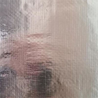 barrera del vapor del papel del 1.25m Kraft para la hoja echada a un lado doble del aislamiento térmico de la HVAC